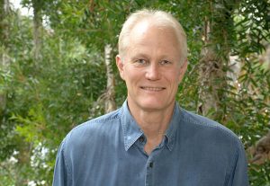 Dr David Nelson